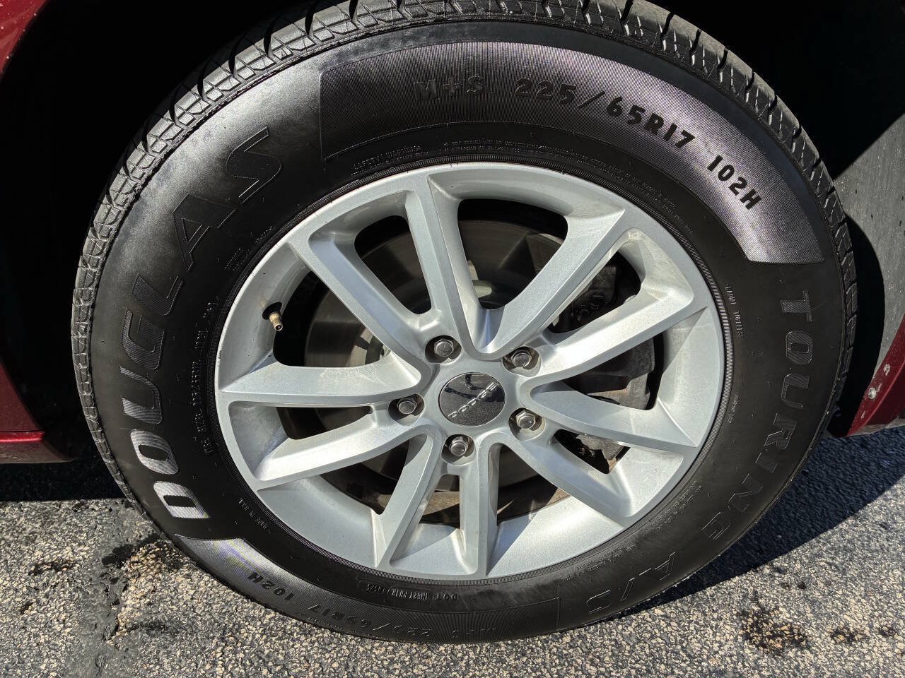 Used 2019 Dodge Grand Caravan SXT FWD image 27