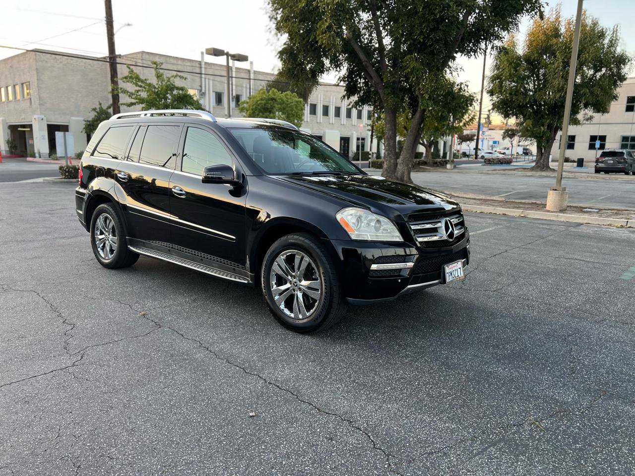 Used 2012 Mercedes-Benz GL 450 4MATIC image 17