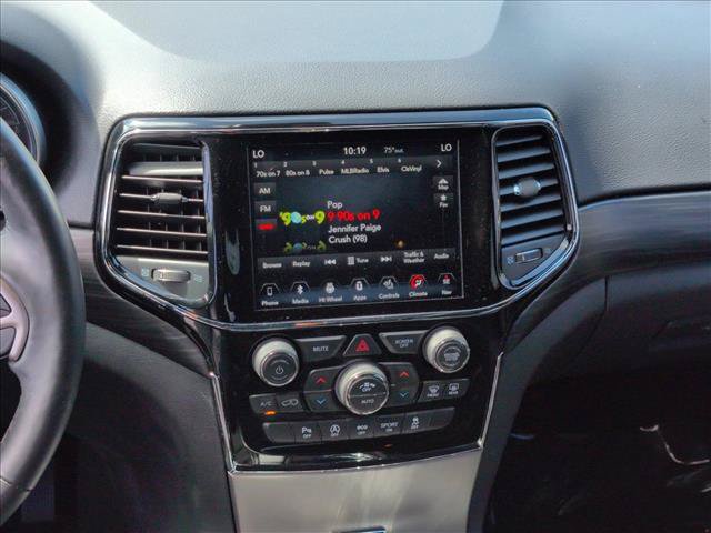 Used 2019 Jeep Grand Cherokee Altitude AWD/4WD image 15