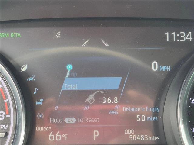 Used 2019 Toyota Camry XLE image 5