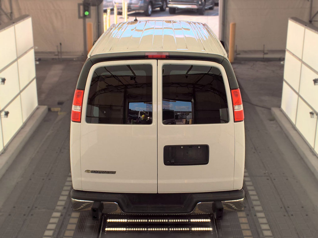 Used 2025 Chevrolet Express 2500 w/ Driver Convenience Package RWD image 5