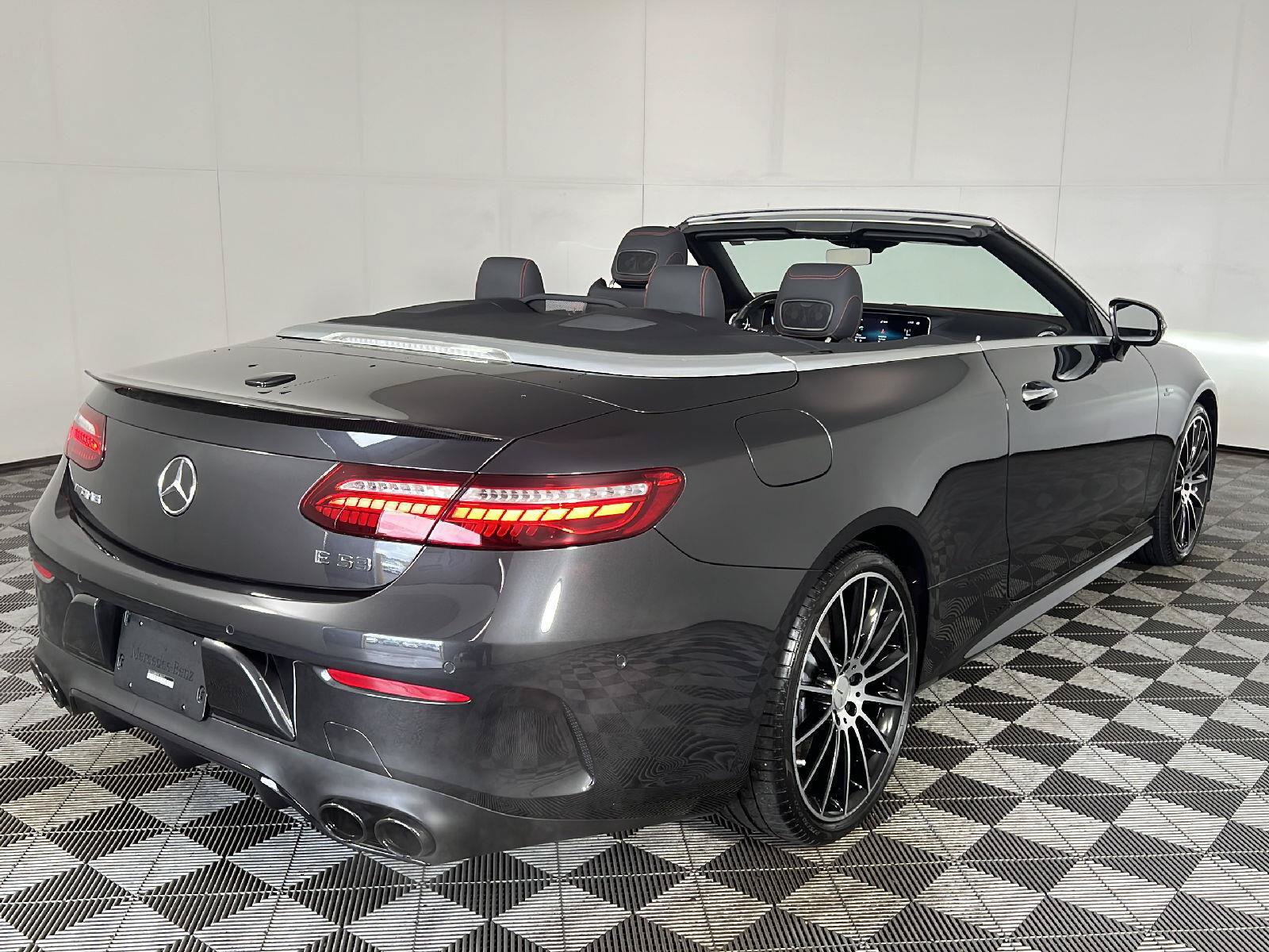 Used 2022 Mercedes-Benz E 53 AMG 4MATIC Cabriolet image 53