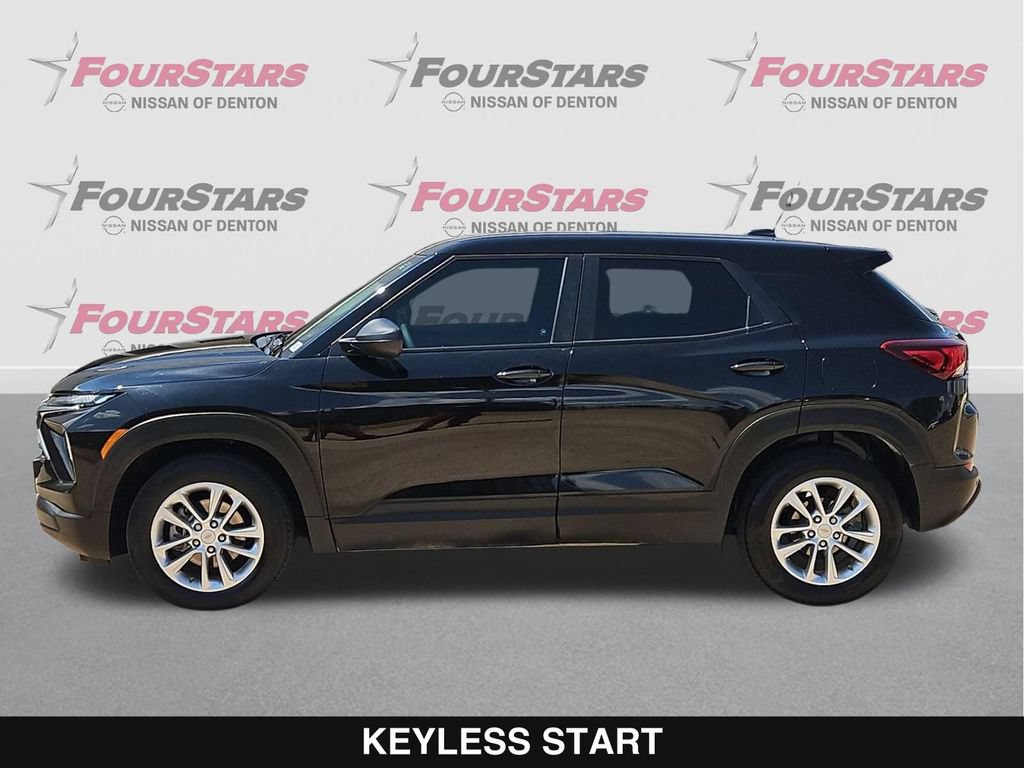 Used 2024 Chevrolet TrailBlazer LS w/ LS Convenience Package FWD image 8