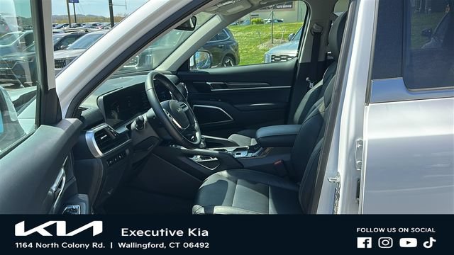 Certified 2023 Kia Telluride S w/ S Sunroof Package AWD/4WD image 9