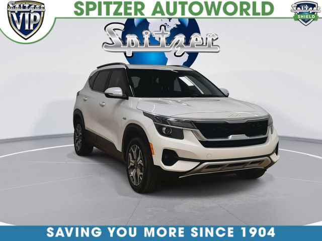 Certified 2023 Kia Seltos EX AWD/4WD image 2