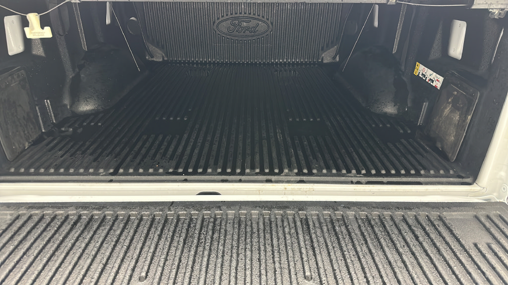 Used 2024 Ford F150 Lariat AWD/4WD image 9
