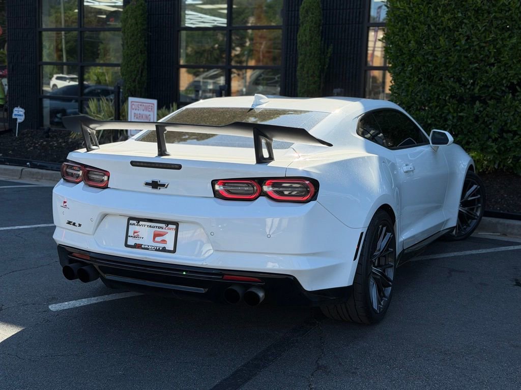 Used 2019 Chevrolet Camaro ZL1 RWD image 12