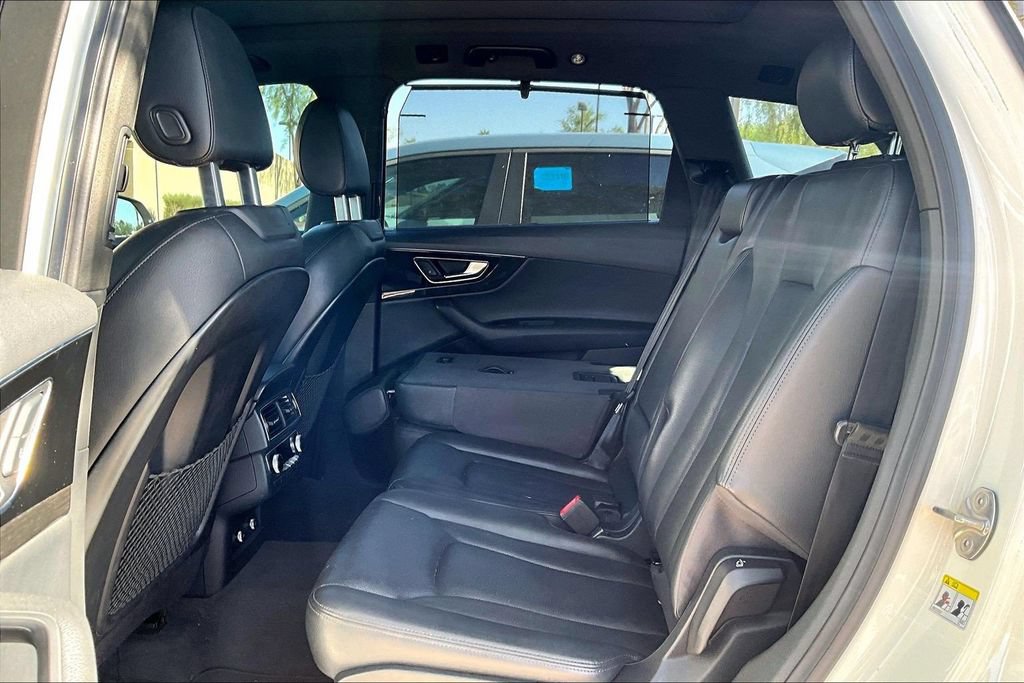 Used 2019 Audi Q7 3.0T Prestige w/ Prestige Package AWD/4WD image 6