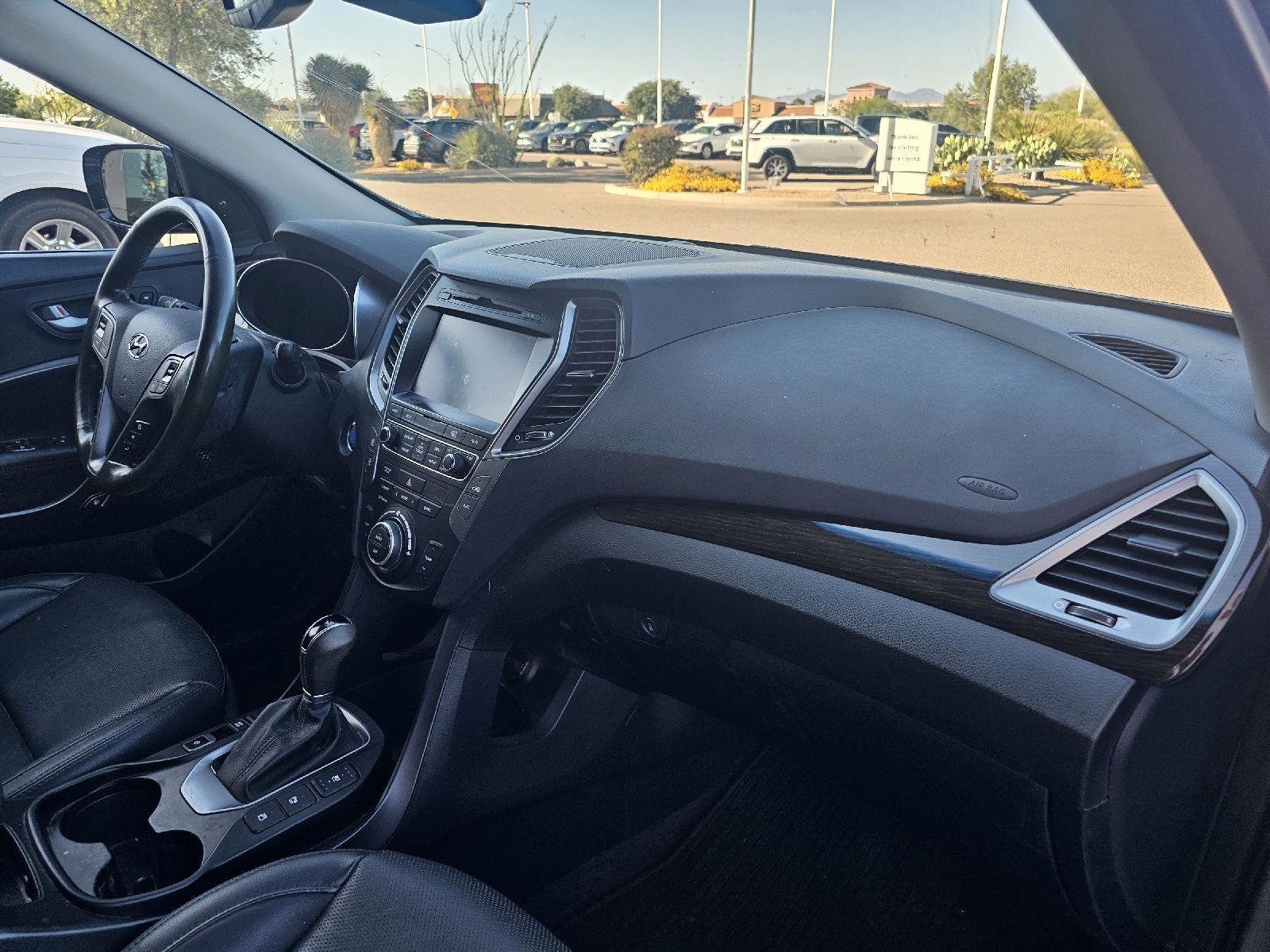 Used 2017 Hyundai Santa Fe Sport w/ 2.0T Ultimate Tech Package 05 image 16