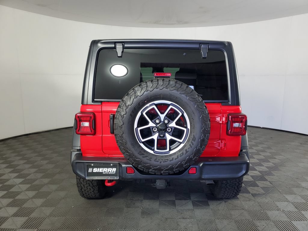 Used 2025 Jeep Wrangler Unlimited Rubicon AWD/4WD image 5