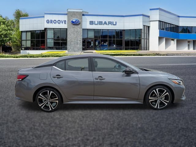 Used 2023 Nissan Sentra SR w/ SR Premium Package FWD image 7
