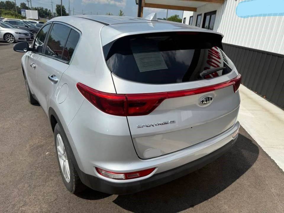 Used 2017 Kia Sportage LX FWD image 9