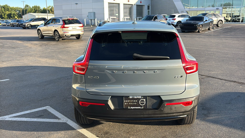 Certified 2023 Volvo XC40 B5 Plus w/ Climate Package AWD/4WD image 29