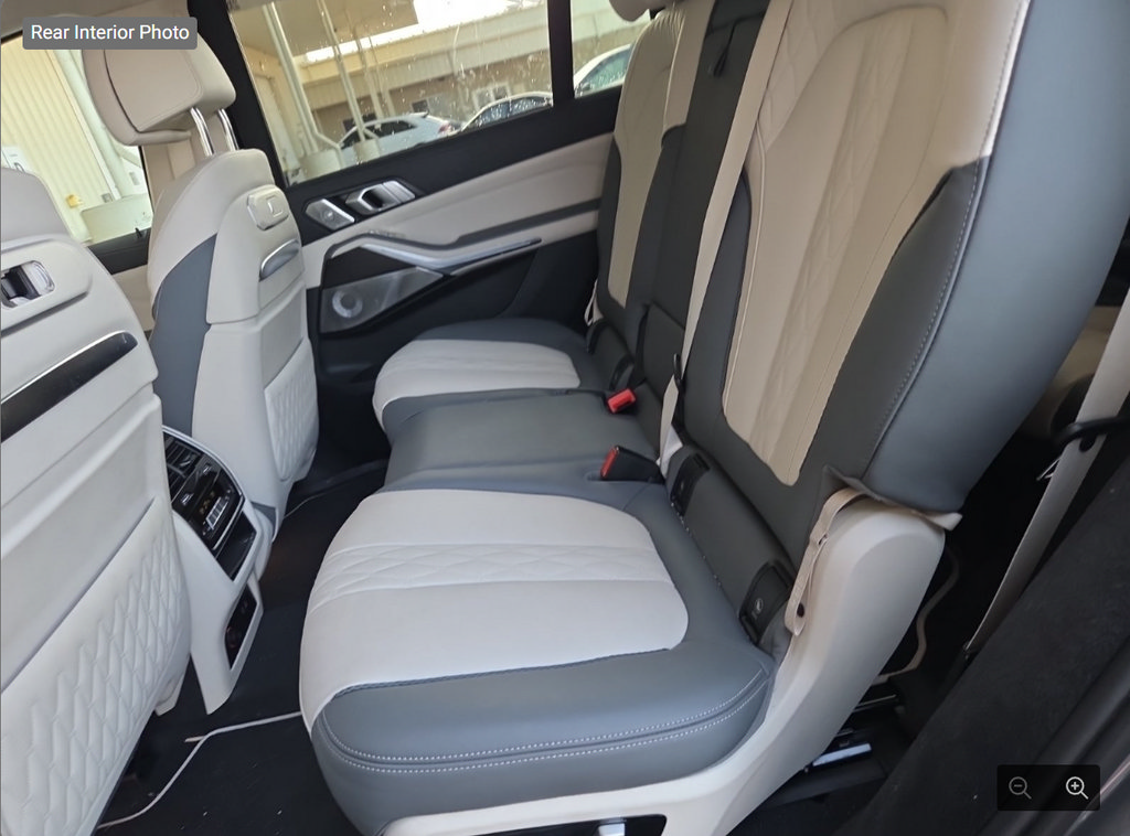 Used 2024 BMW X7 xDrive40i w/ Executive Package AWD/4WD image 12