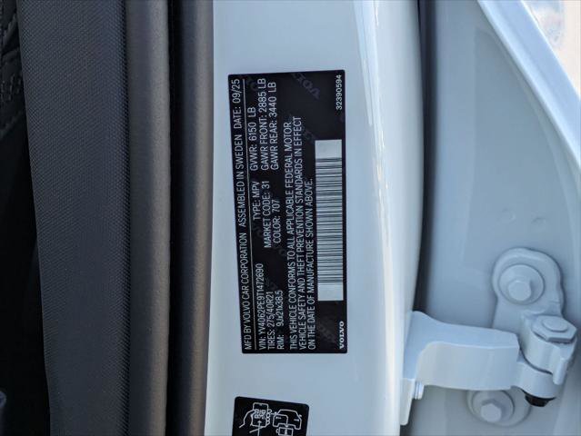 New 2026 Volvo XC90 B6 Plus w/ Protection Package Premier image 15