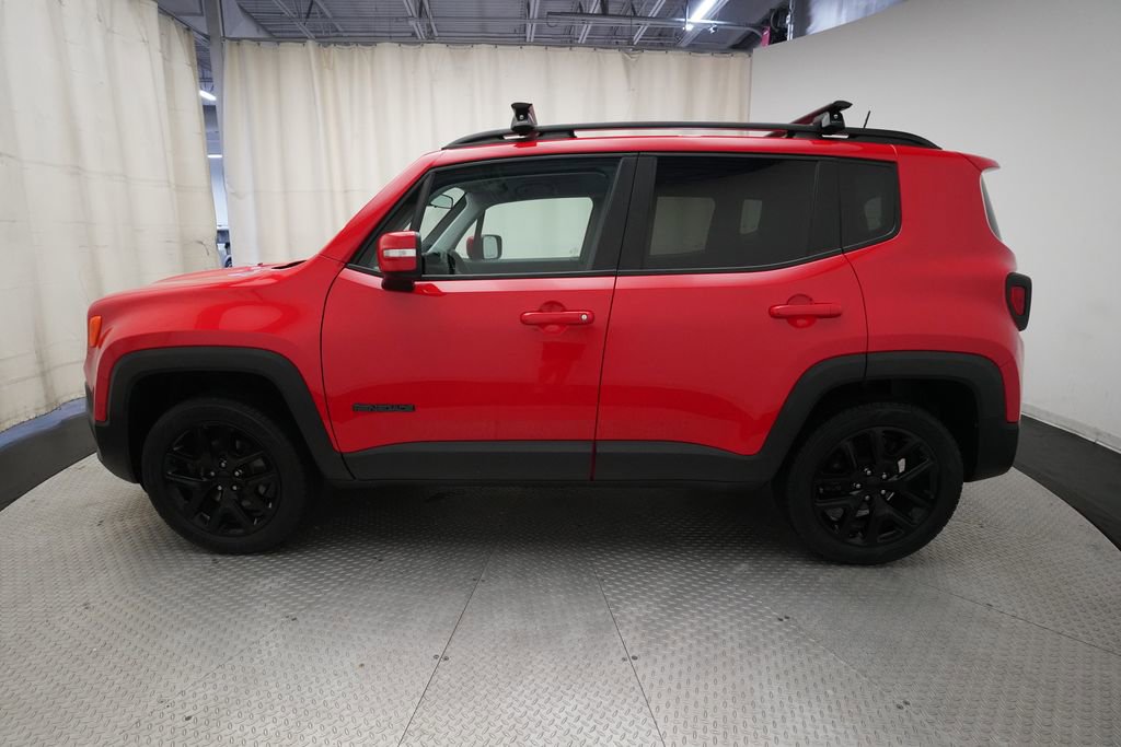 Used 2018 Jeep Renegade Altitude AWD/4WD image 22
