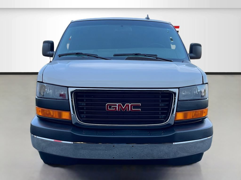 Used 2024 GMC Savana 2500 w/ Driver Convenience Package RWD image 2
