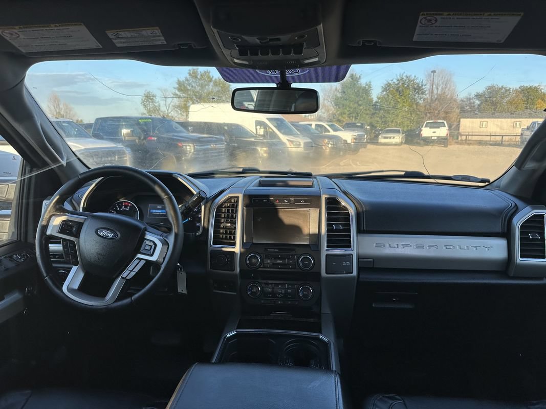 Used 2018 Ford F250 Lariat w/ Lariat Value Package AWD/4WD image 25