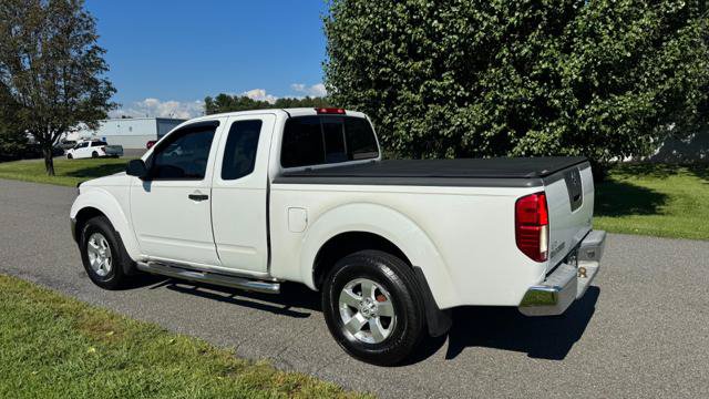 Used 2009 Nissan Frontier SE w/ SE Value Truck Pkg AWD/4WD image 8