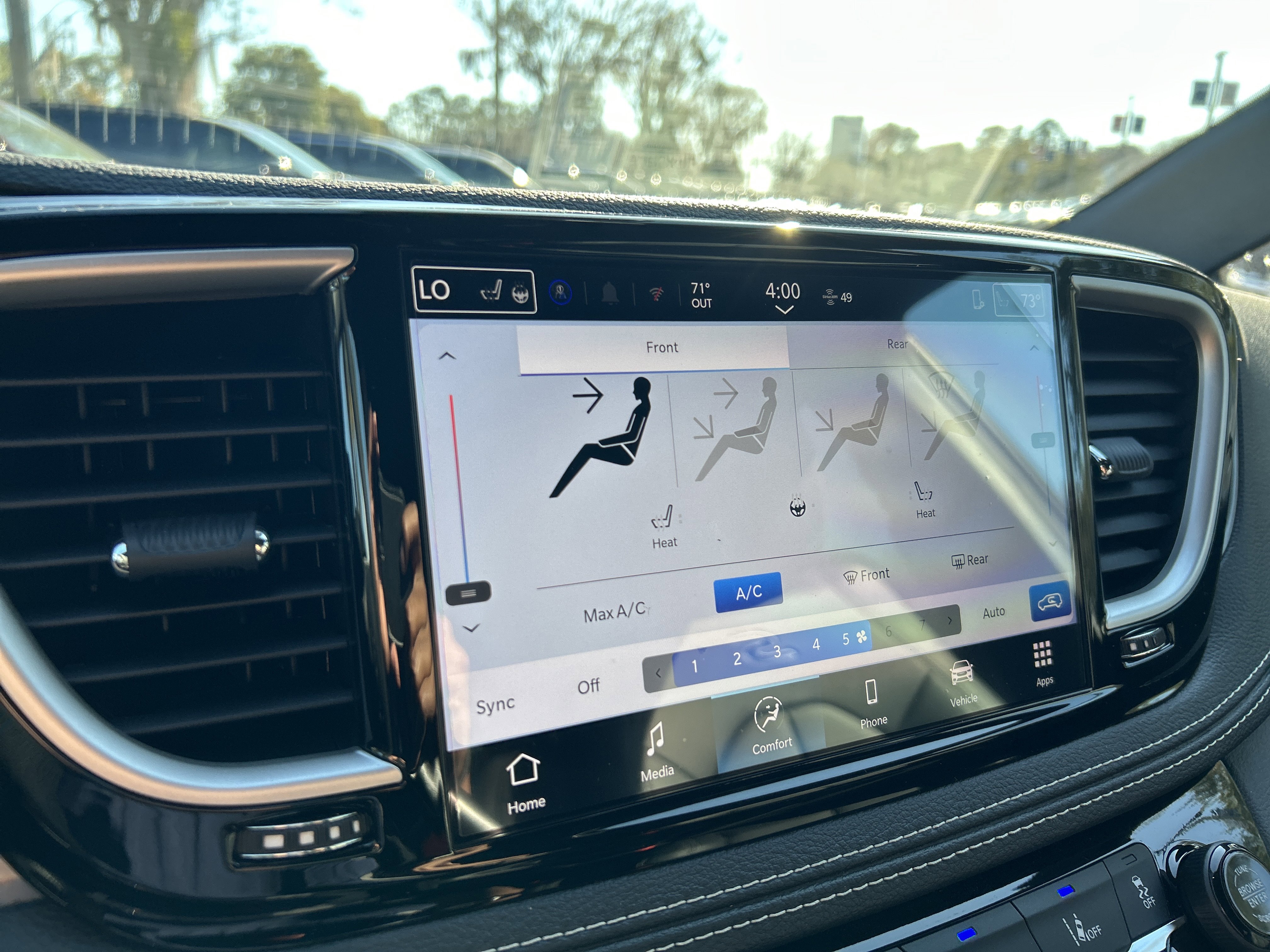 New 2026 Chrysler Pacifica Select image 48