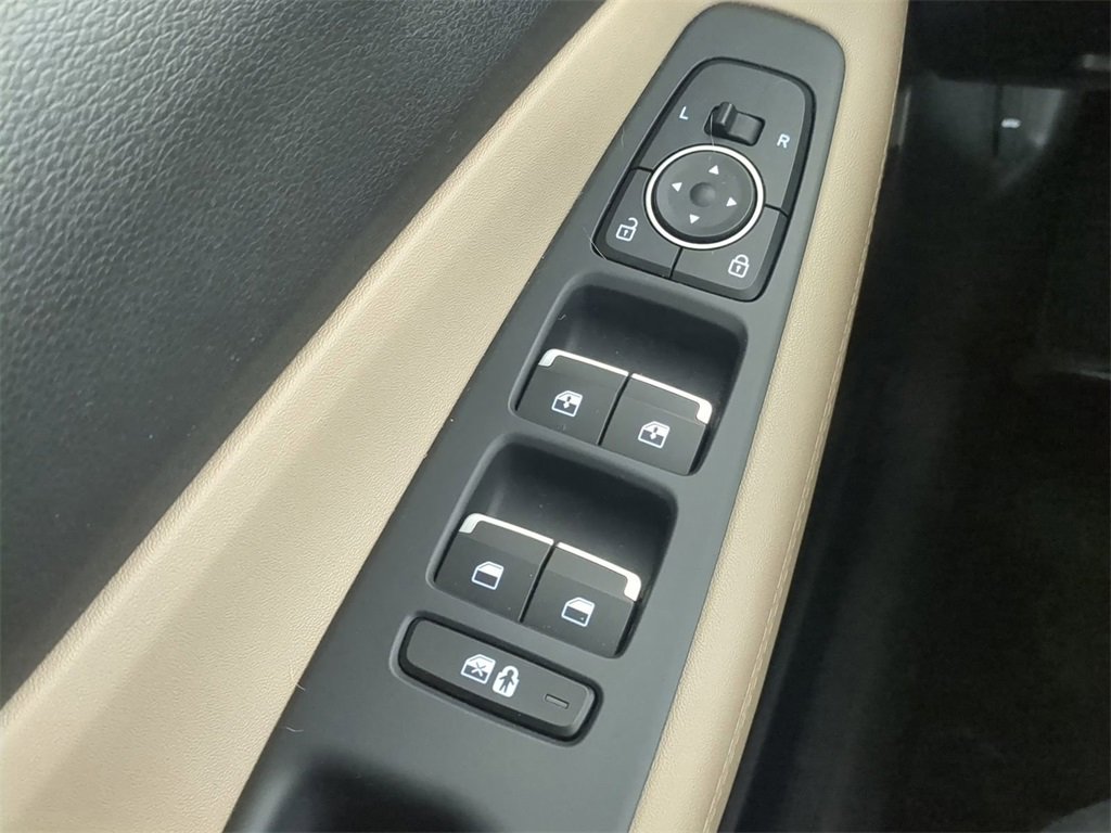 Certified 2023 Hyundai Santa Fe SEL image 29