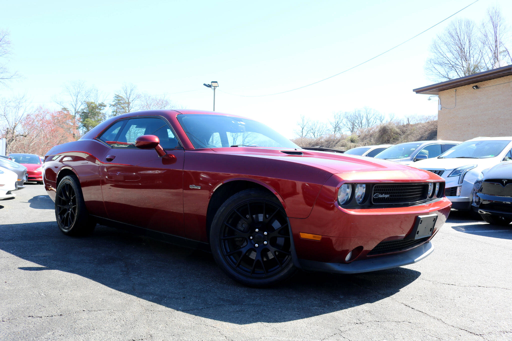 Used 2014 Dodge Challenger SXT image 3