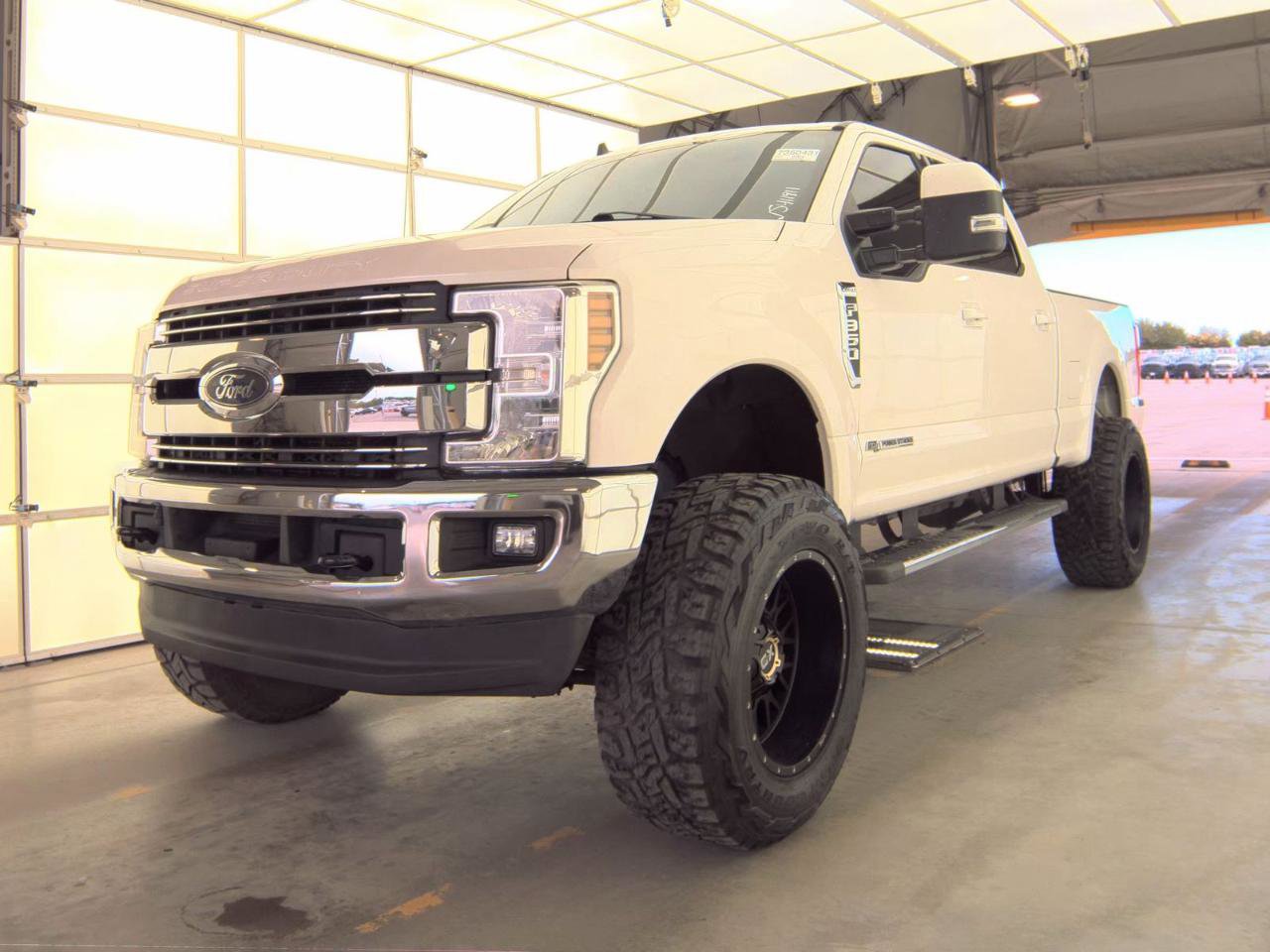 Used 2019 Ford F350 Lariat w/ Lariat Value Package image 1