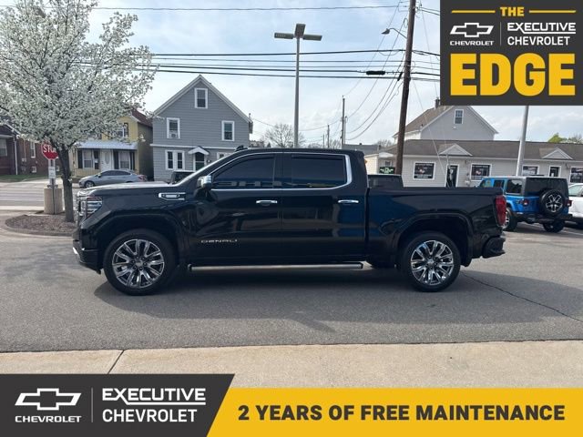 Used 2023 GMC Sierra 1500 Denali w/ Denali Reserve Package AWD/4WD image 1