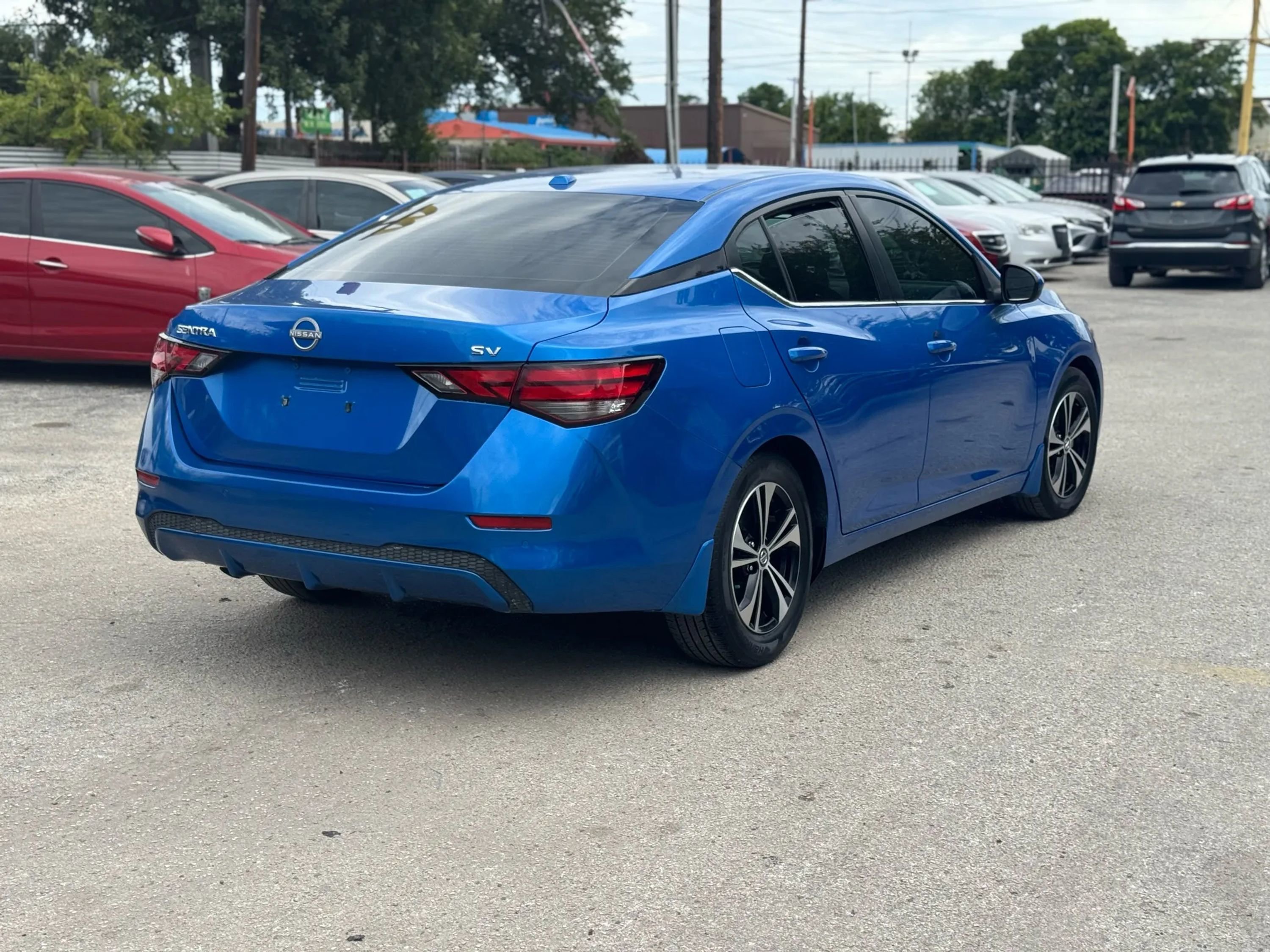 Used 2021 Nissan Sentra SV image 9