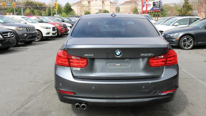 Used 2015 BMW 328i xDrive Sedan AWD/4WD image 7