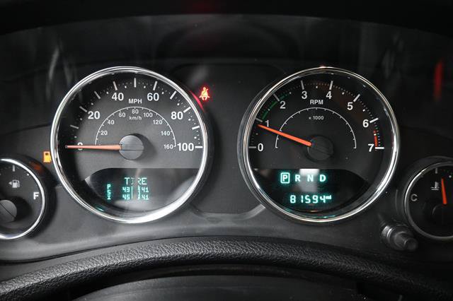 Used 2018 Jeep Wrangler Sport AWD/4WD image 9