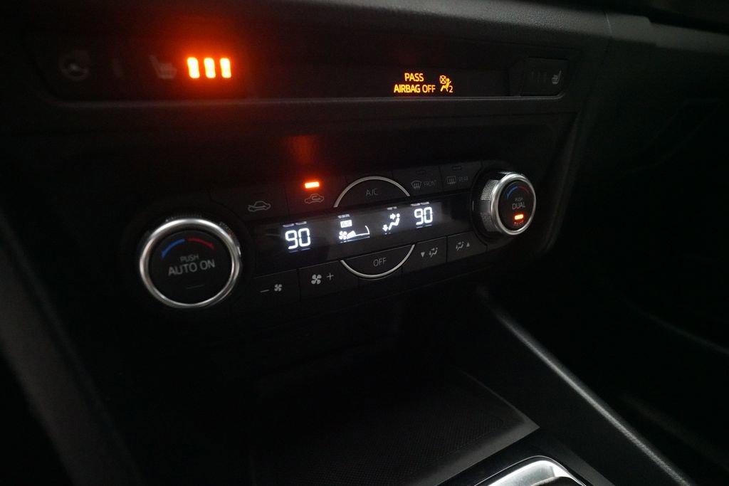 Used 2018 MAZDA MAZDA3 Grand Touring w/ Premium Equipment Package image 18