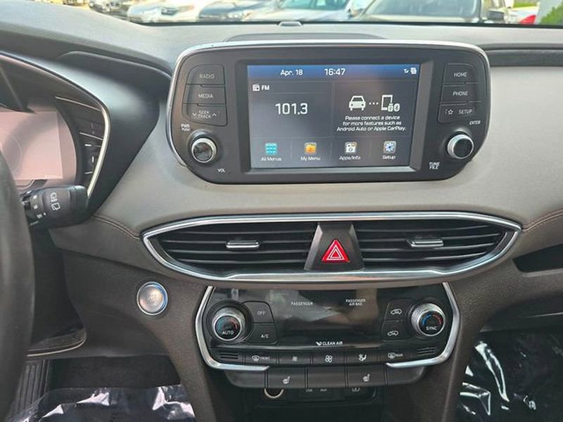 Used 2019 Hyundai Santa Fe Limited FWD image 14