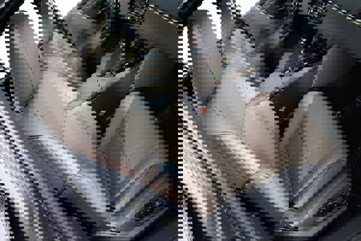 Used 2024 Lexus ES 350 Ultra Luxury w/ Accessory Package (Z2) image 41