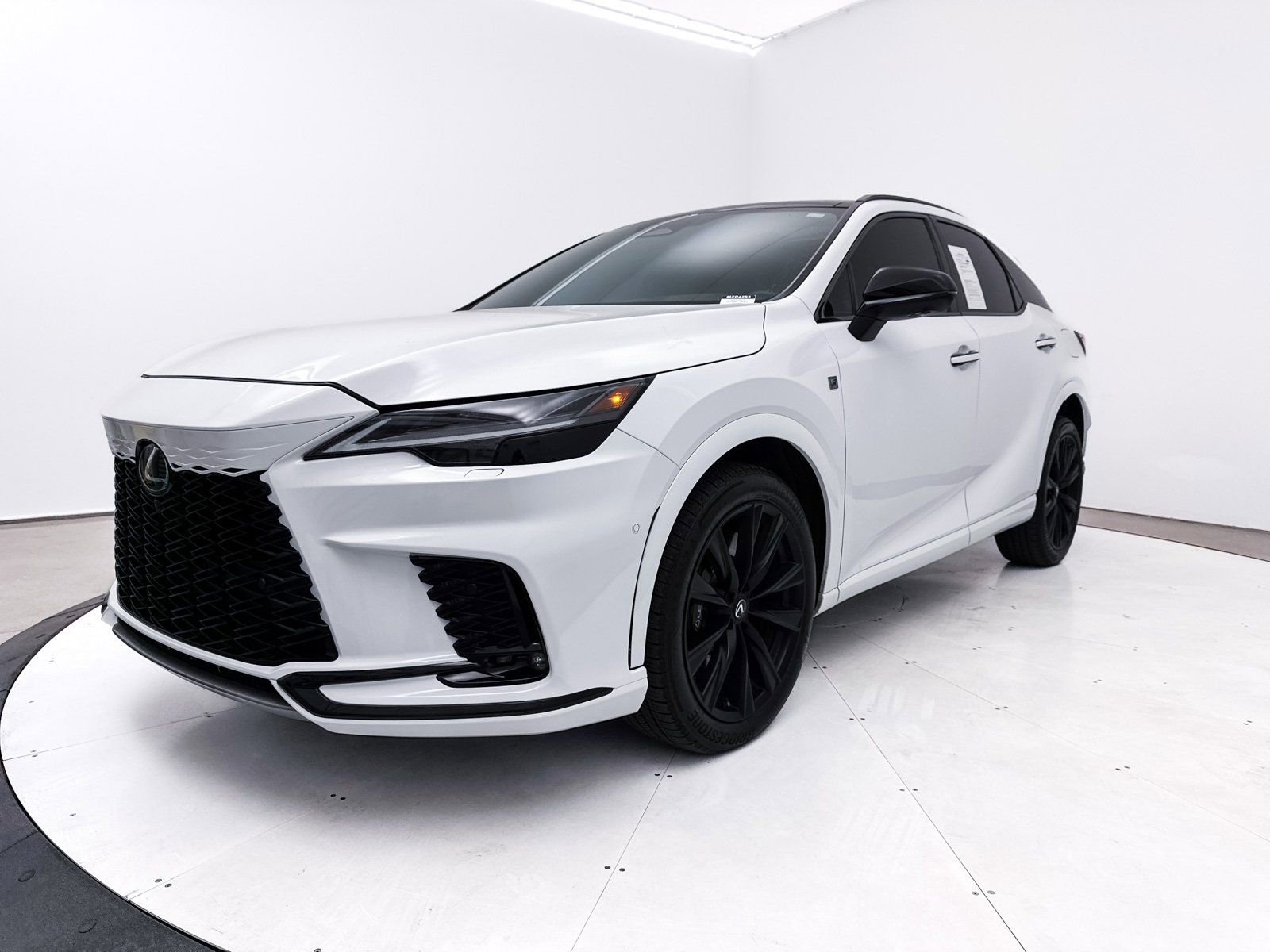 Used 2024 Lexus RX 500h F Sport image 14