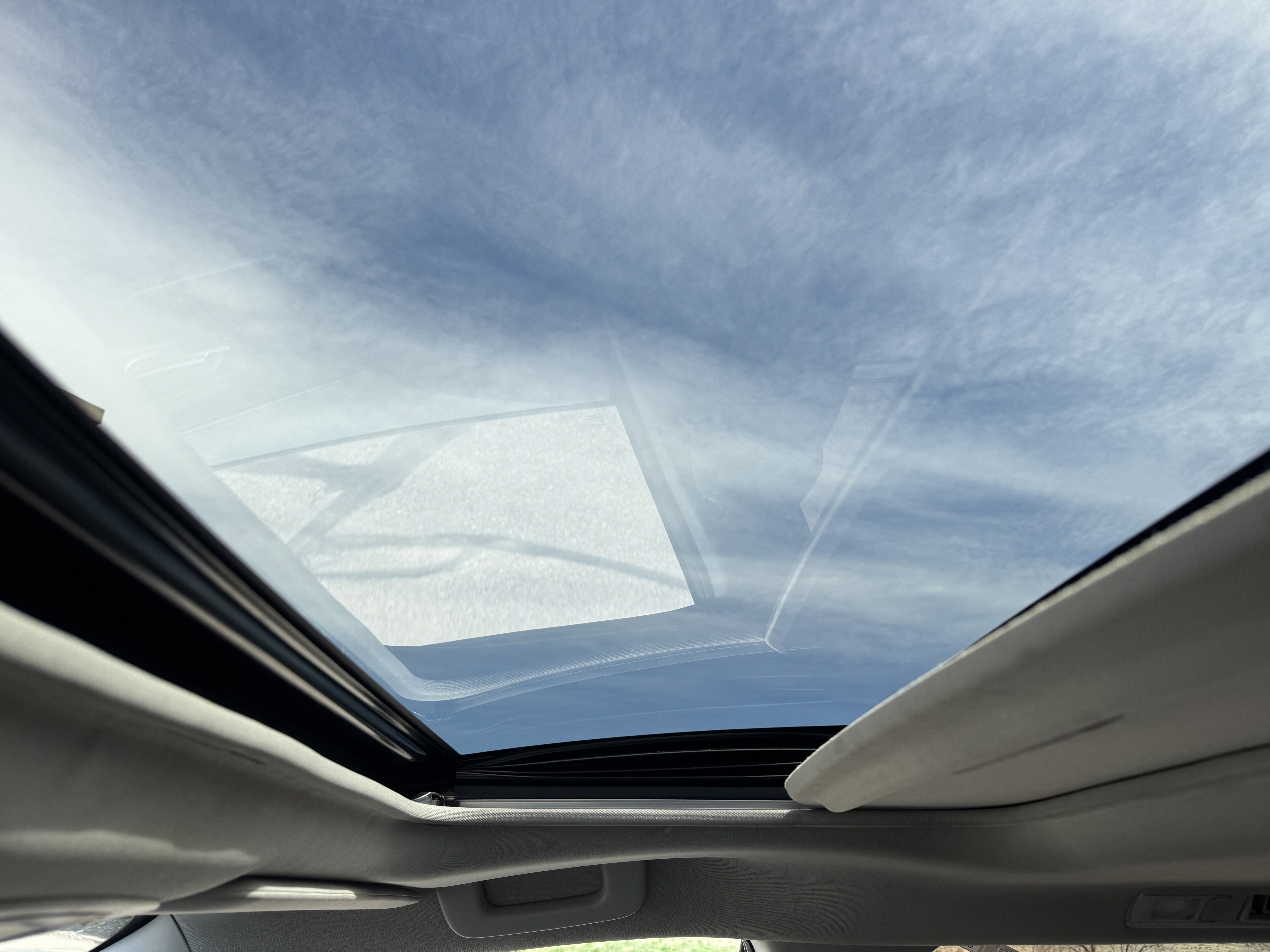 Used 2021 Toyota Sienna XLE w/ XLE Plus Package image 32