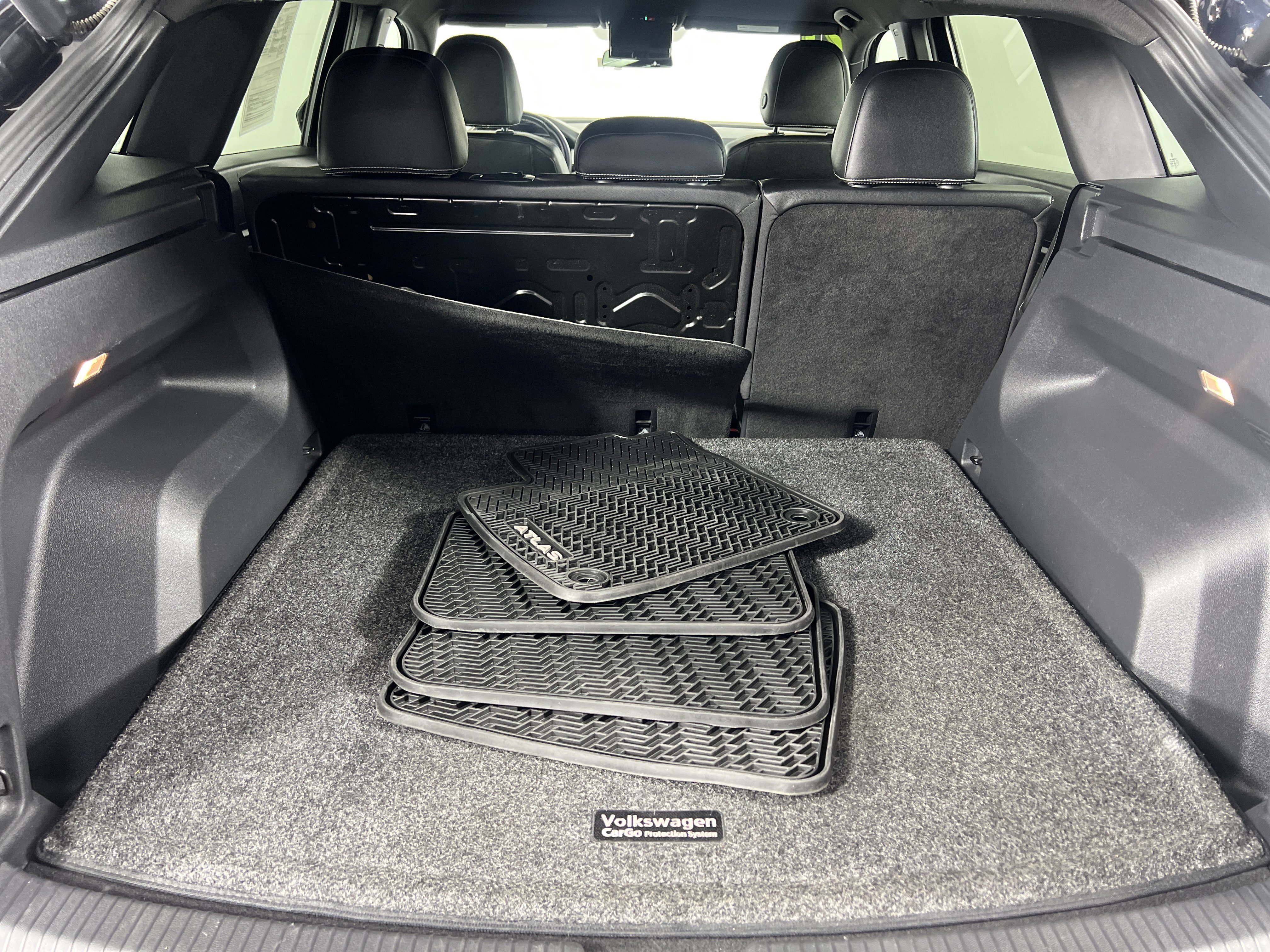 Used 2021 Volkswagen Atlas Cross Sport SE image 24