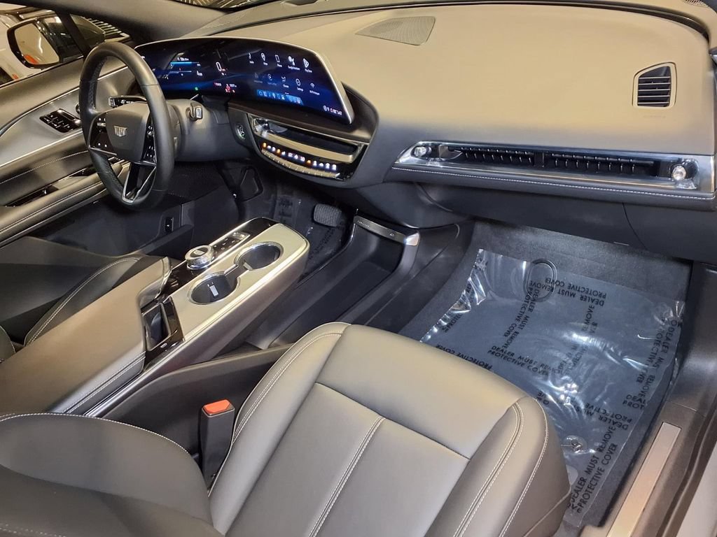 Certified 2024 Cadillac Lyriq Tech AWD/4WD image 23