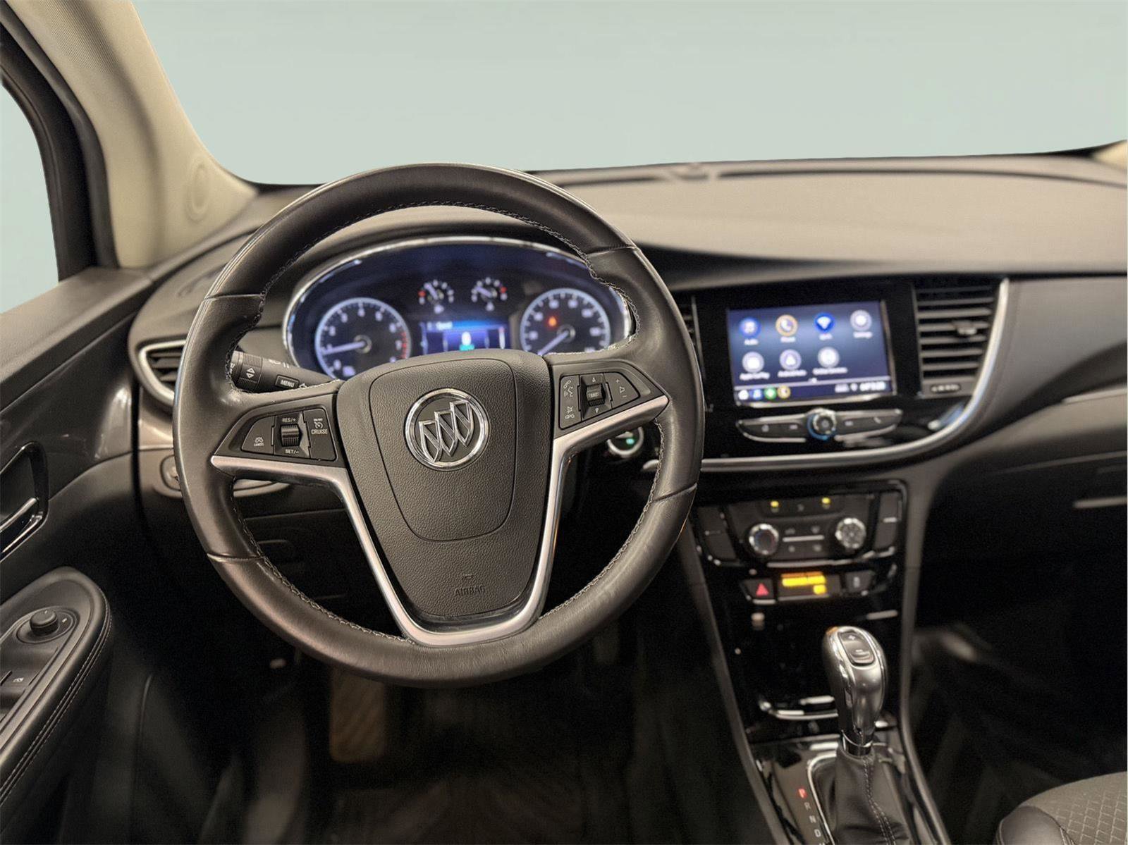 Used 2022 Buick Encore Preferred w/ Safety Package image 34