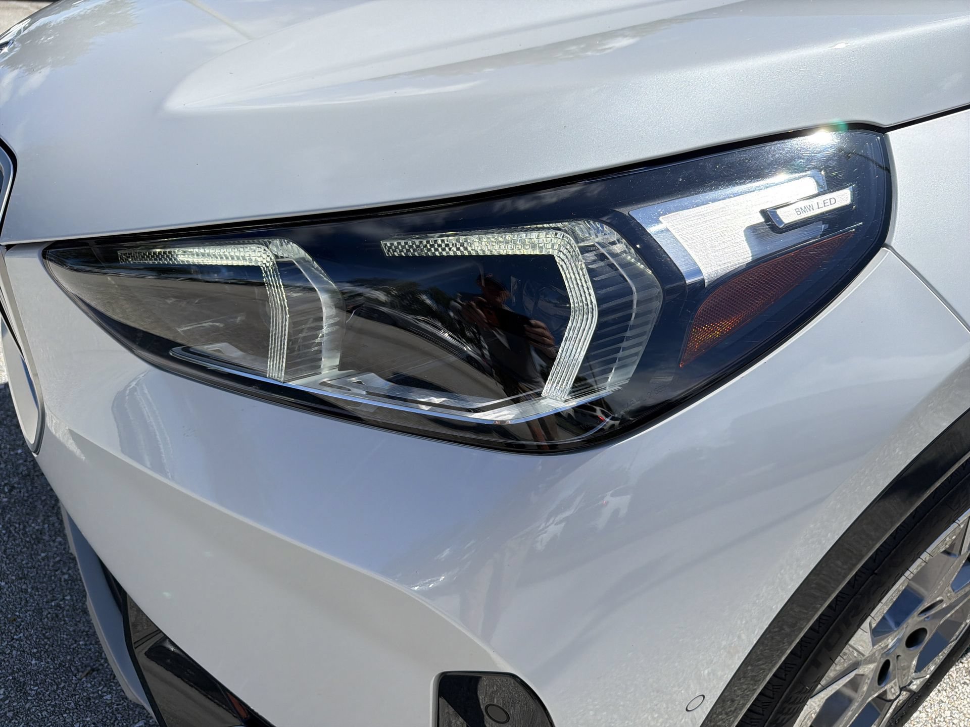 Certified 2025 BMW X1 xDrive28i AWD/4WD image 9