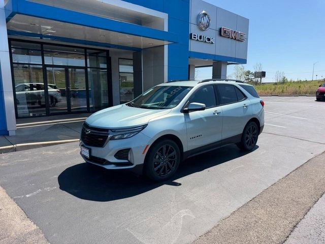 Used 2022 Chevrolet Equinox RS w/ RS Leather Package image 2