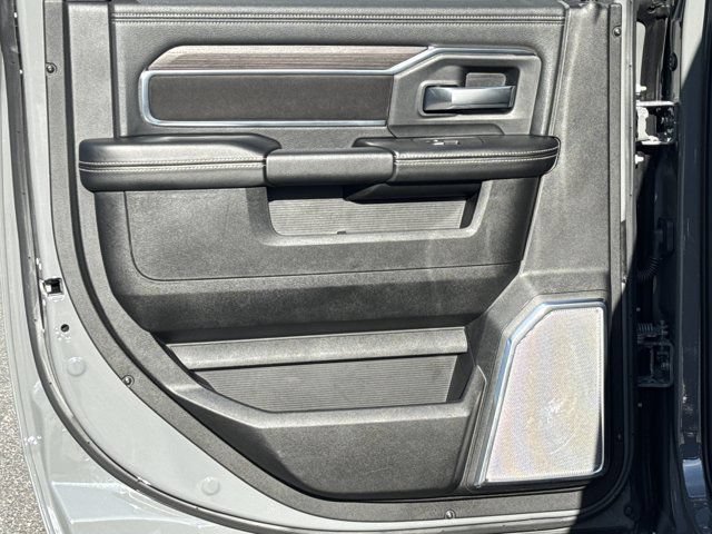 Certified 2026 RAM 2500 Laramie AWD/4WD image 25