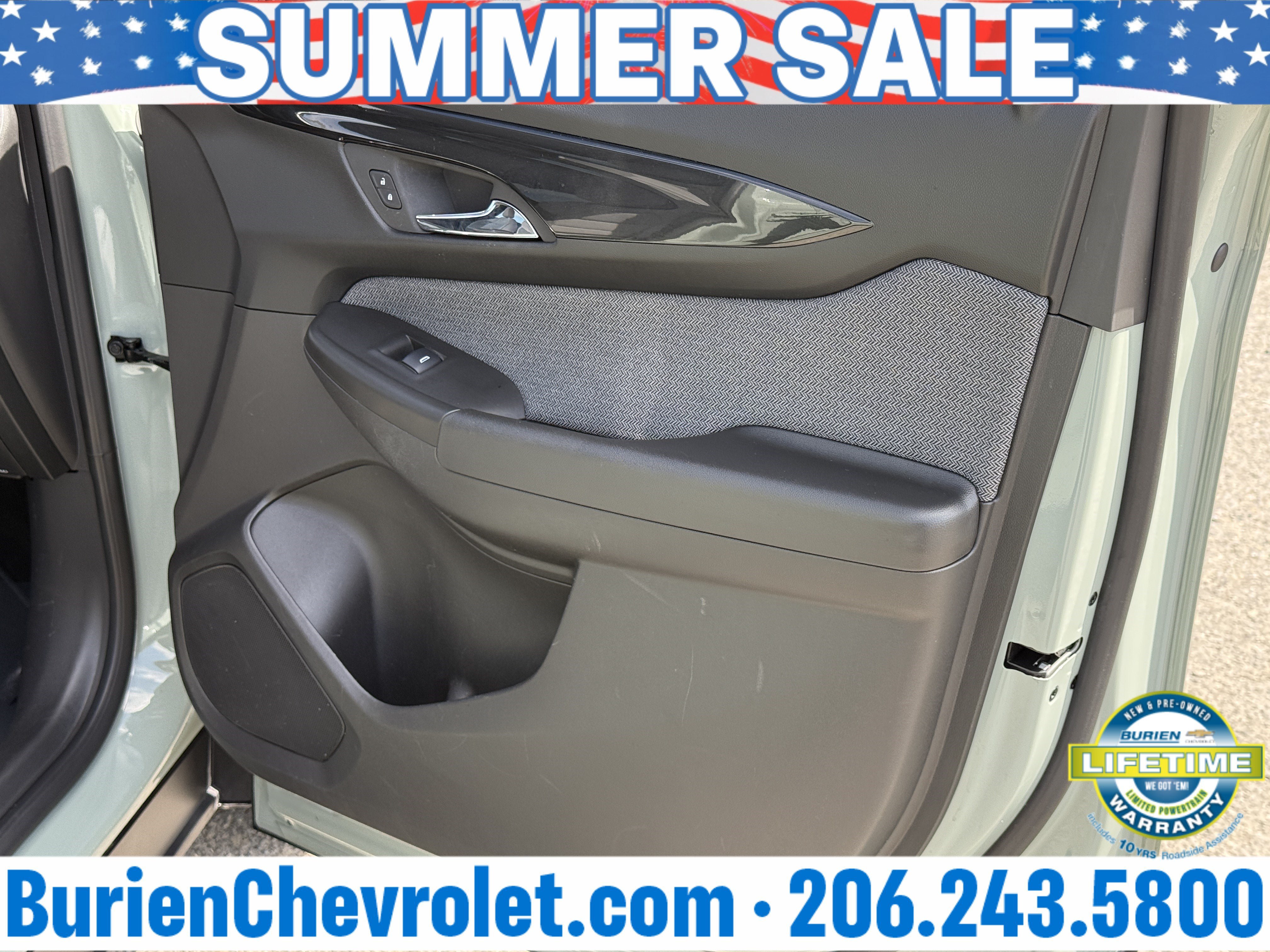 Used 2025 Chevrolet TrailBlazer LT AWD/4WD image 21