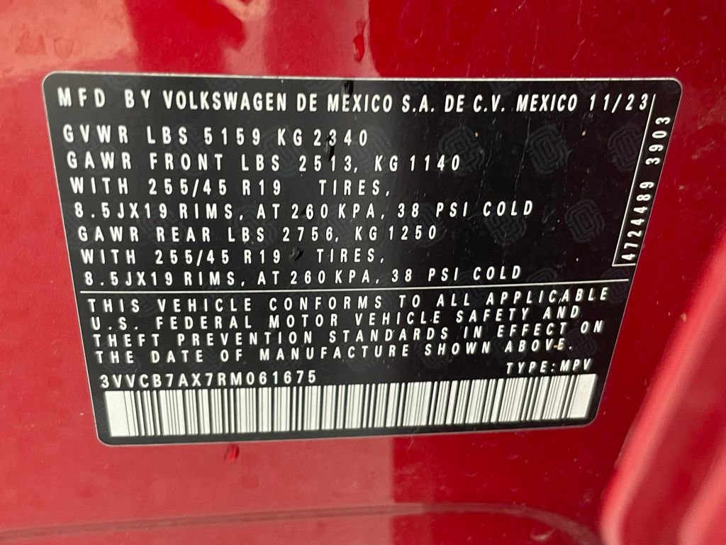 Used 2024 Volkswagen Tiguan SE R-Line image 34