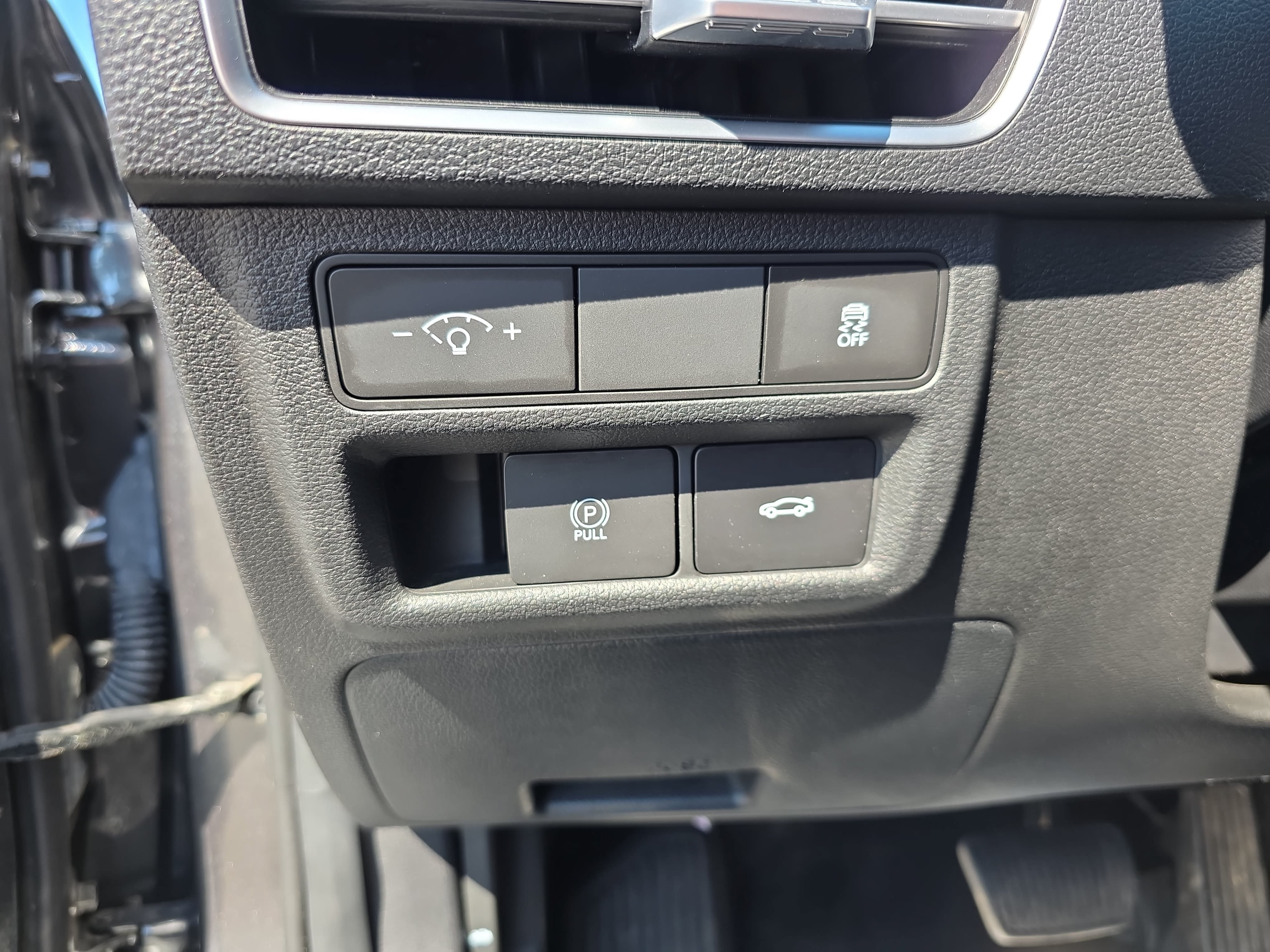 Used 2025 Hyundai Sonata SEL FWD image 23