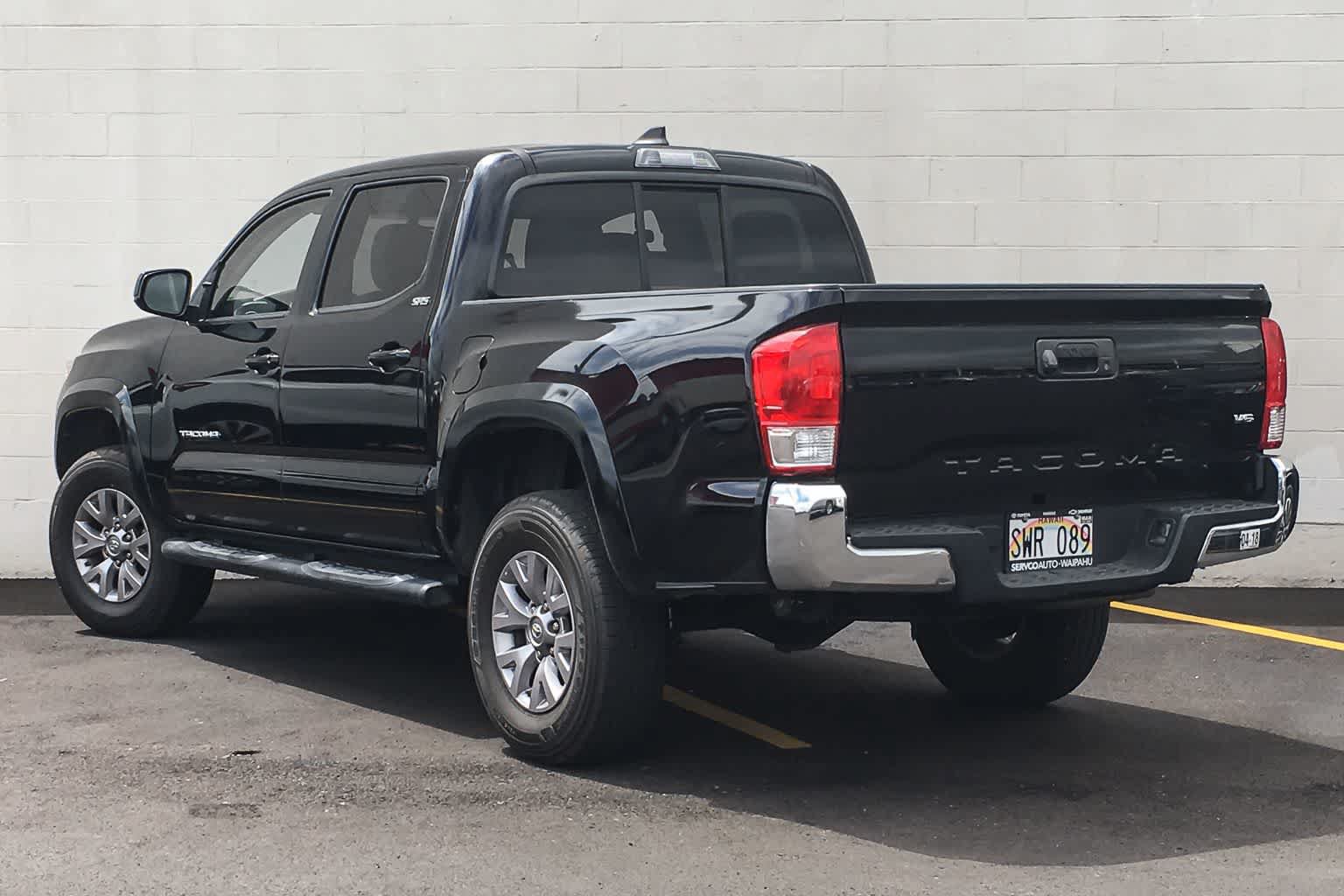 Used 2016 Toyota Tacoma SR5 RWD image 10