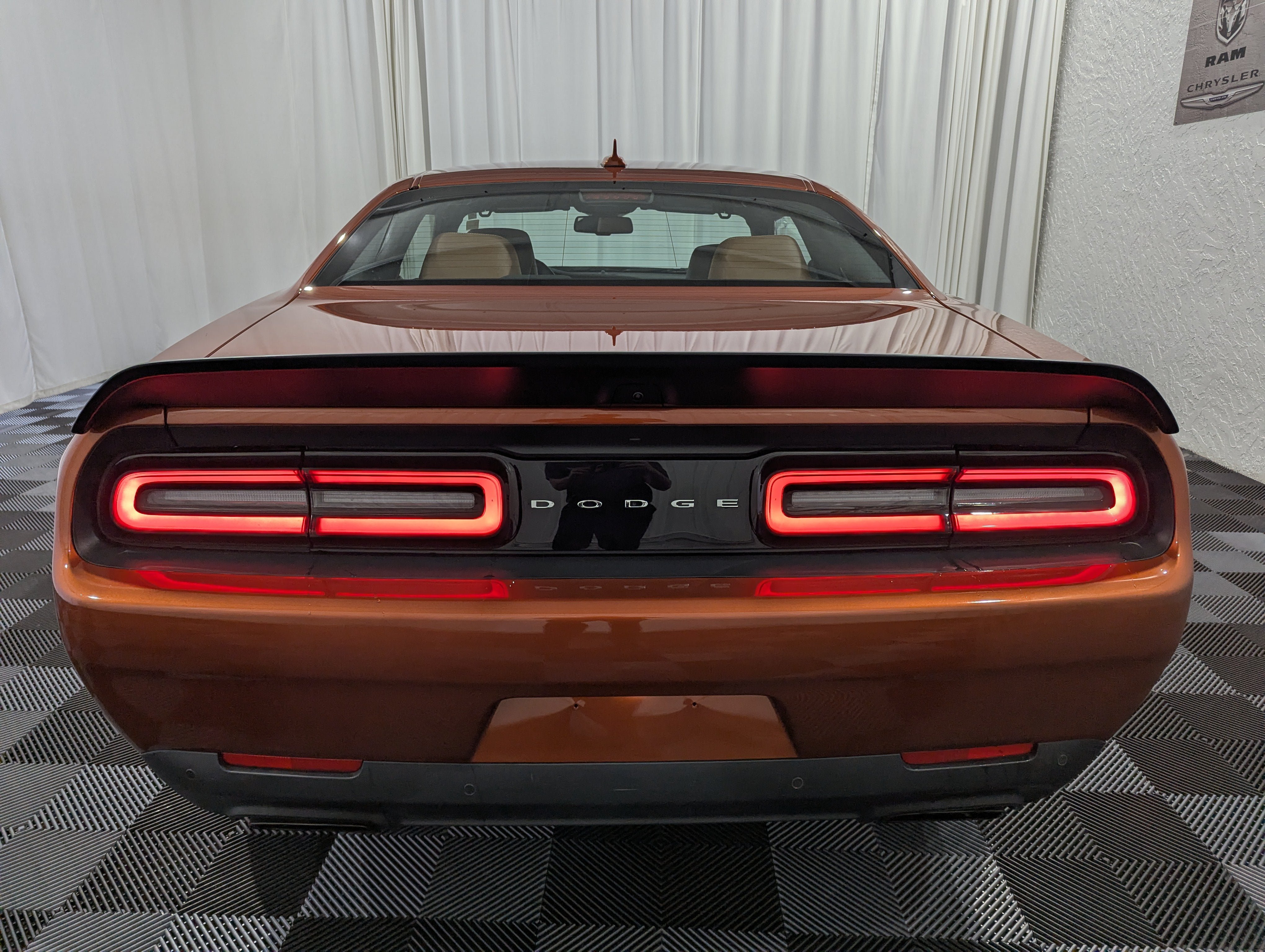Used 2023 Dodge Challenger SRT Hellcat w/ Driver Convenience Group RWD image 8