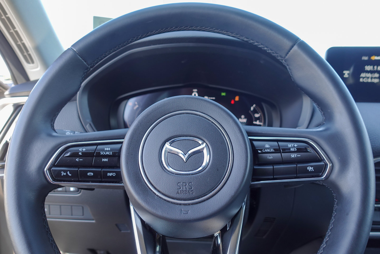 Certified 2024 MAZDA CX-90 Plug-In Hybrid w/ Preferred AWD/4WD image 19