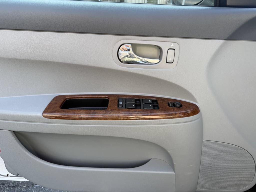 Used 2006 Buick LaCrosse CX FWD image 17