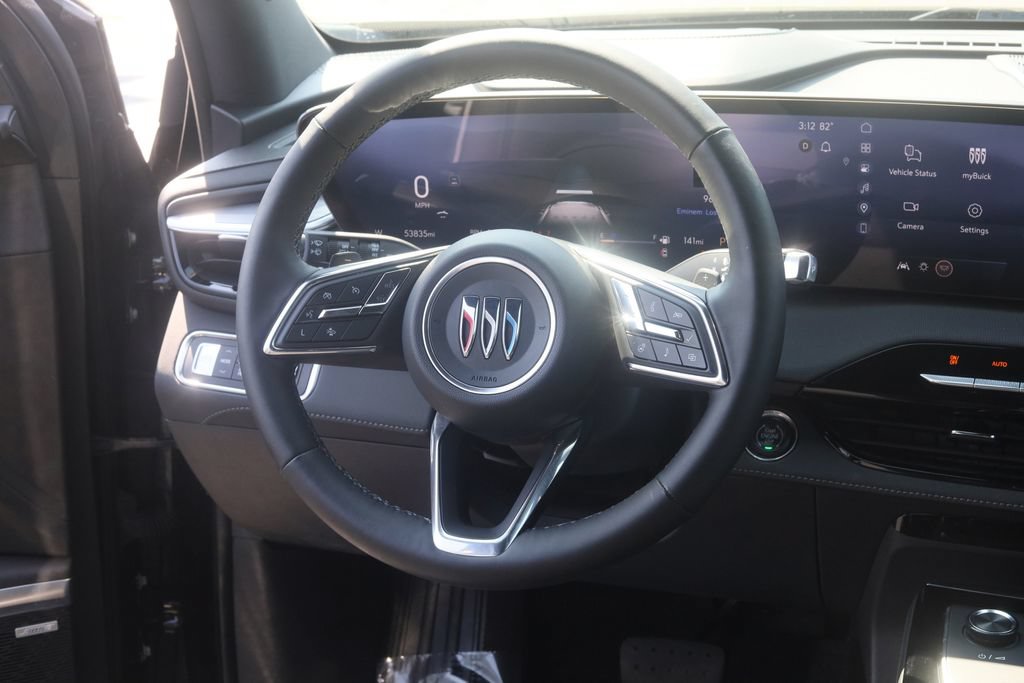 Used 2025 Buick Enclave Preferred AWD/4WD image 19